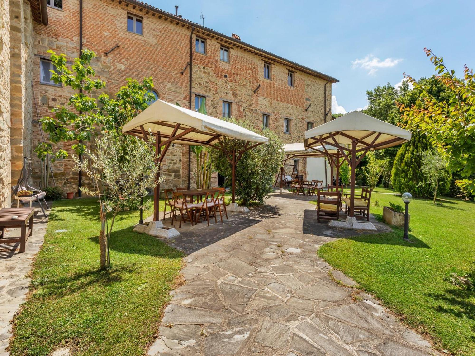 Rustic Holiday Home In Citt Di Castello With Swimming Pool Città di Castello Dış mekan fotoğraf